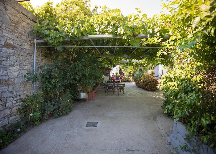 Gatzea Eden Garden Apartment Kato Gatzea