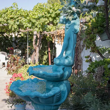 Gatzea Eden Garden Апартаменты