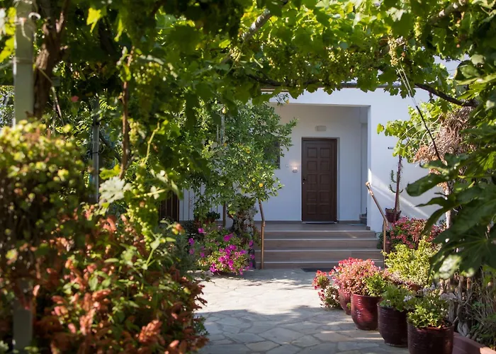 Gatzea Eden Garden Kato Gatzea